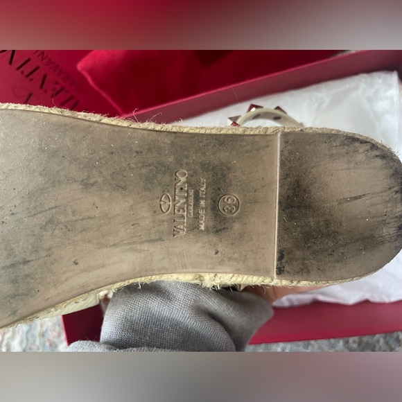 SOLD Valentino Cream Rockstud Espadrilles 36 - Picture 5 of 6